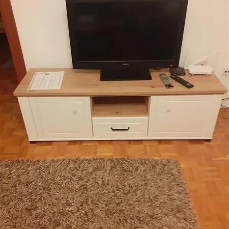 Divcikom Apartment *